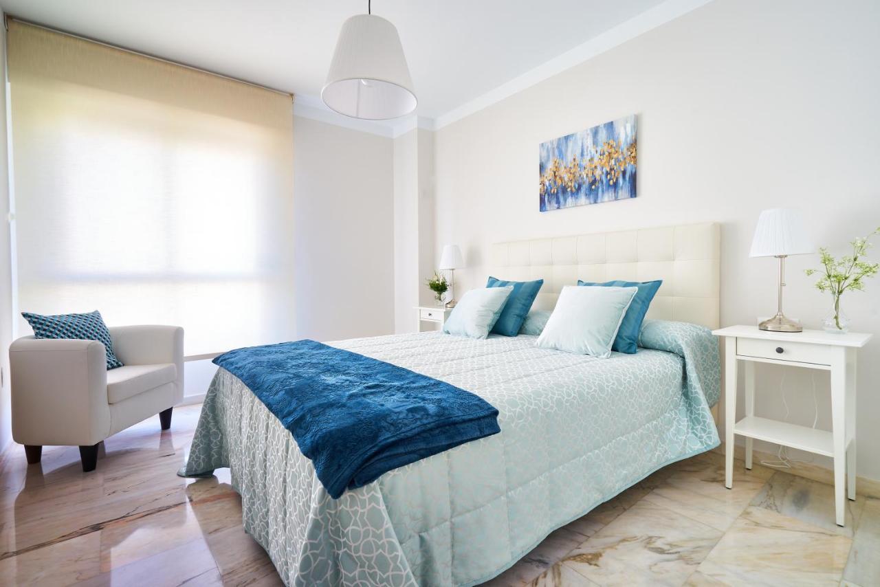 Apartamento Malaga City Beach Екстериор снимка